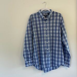 Medium Men’s Izod Button Down